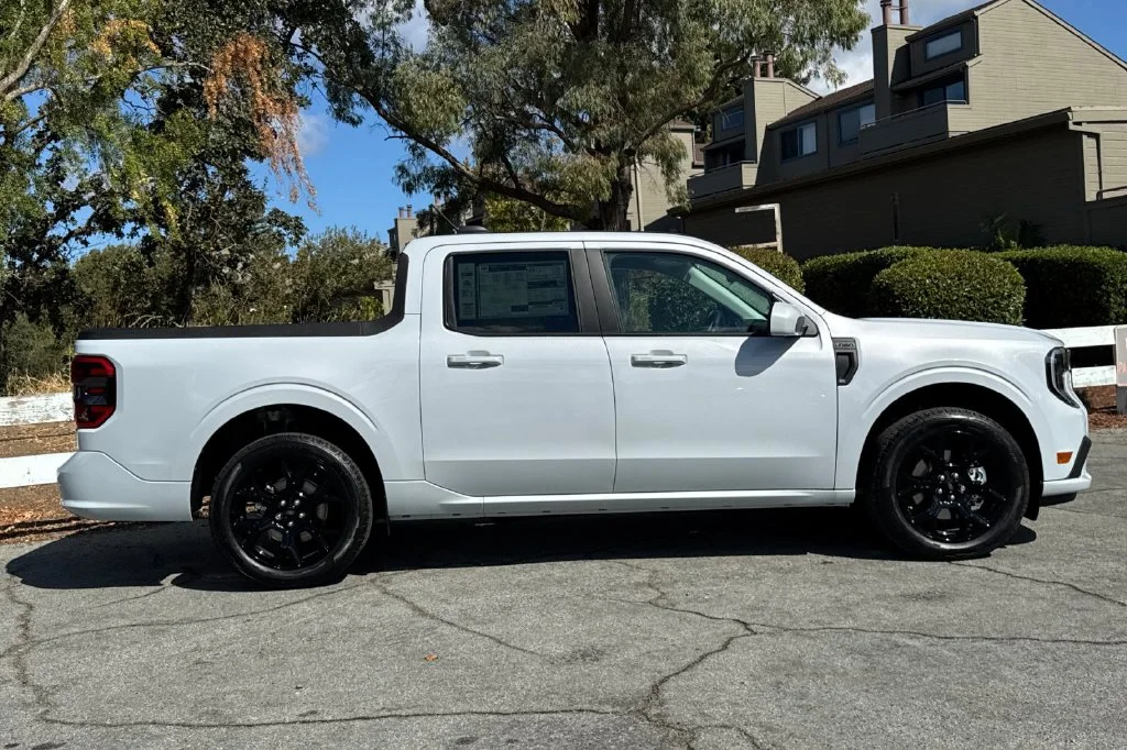 New 2026 White Metallic Ford Lobo™ image 3