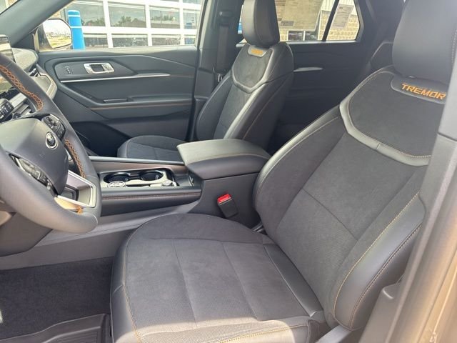 New 2026 Gray Ford Tremor image 15
