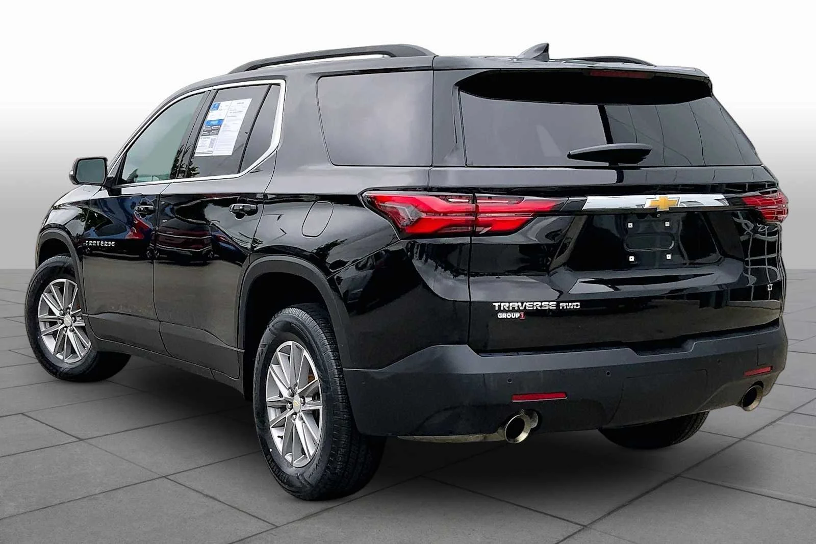 Used 2023 Mosaic Black Metallic Chevrolet LT Cloth image 12