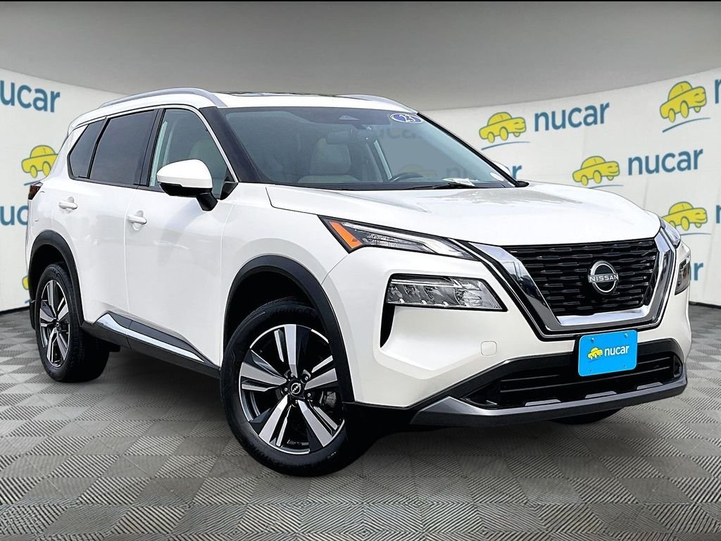 Used 2023 Pearl White Nissan SL image 1