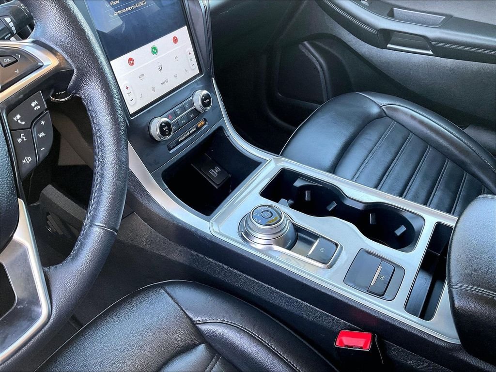 Used 2024 White Ford SEL image 20