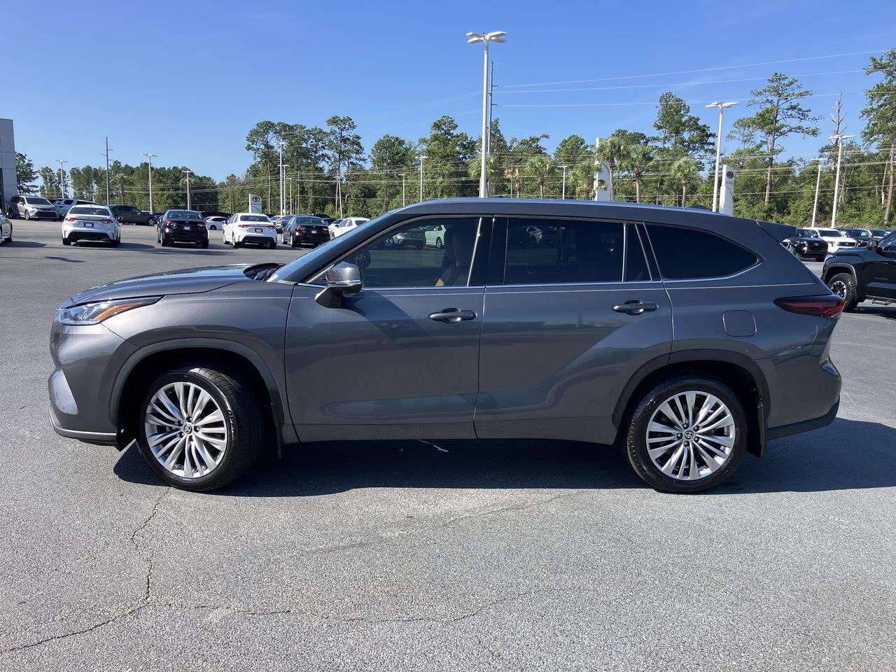 Used 2024 Gray (Magnetic Gray Metallic) Toyota Platinum image 2