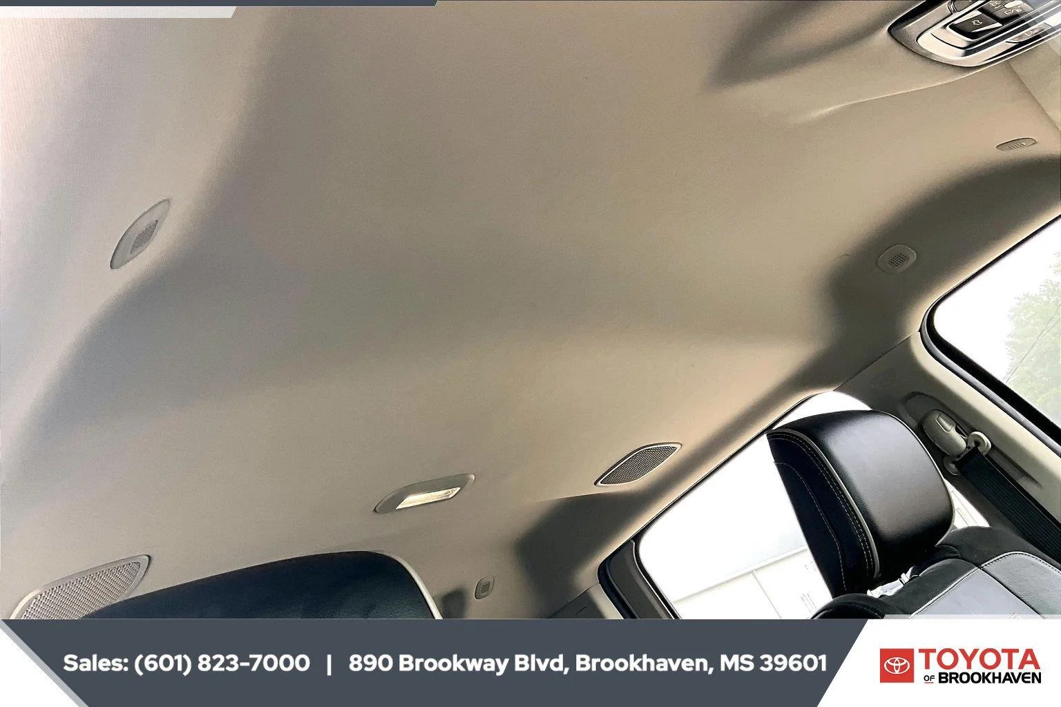 Used 2023 Bright White Clearcoat Ram Laramie image 15
