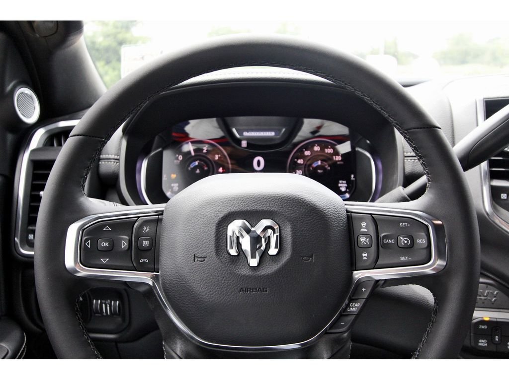 2025 RAM 2500 Laramie - Photo 13
