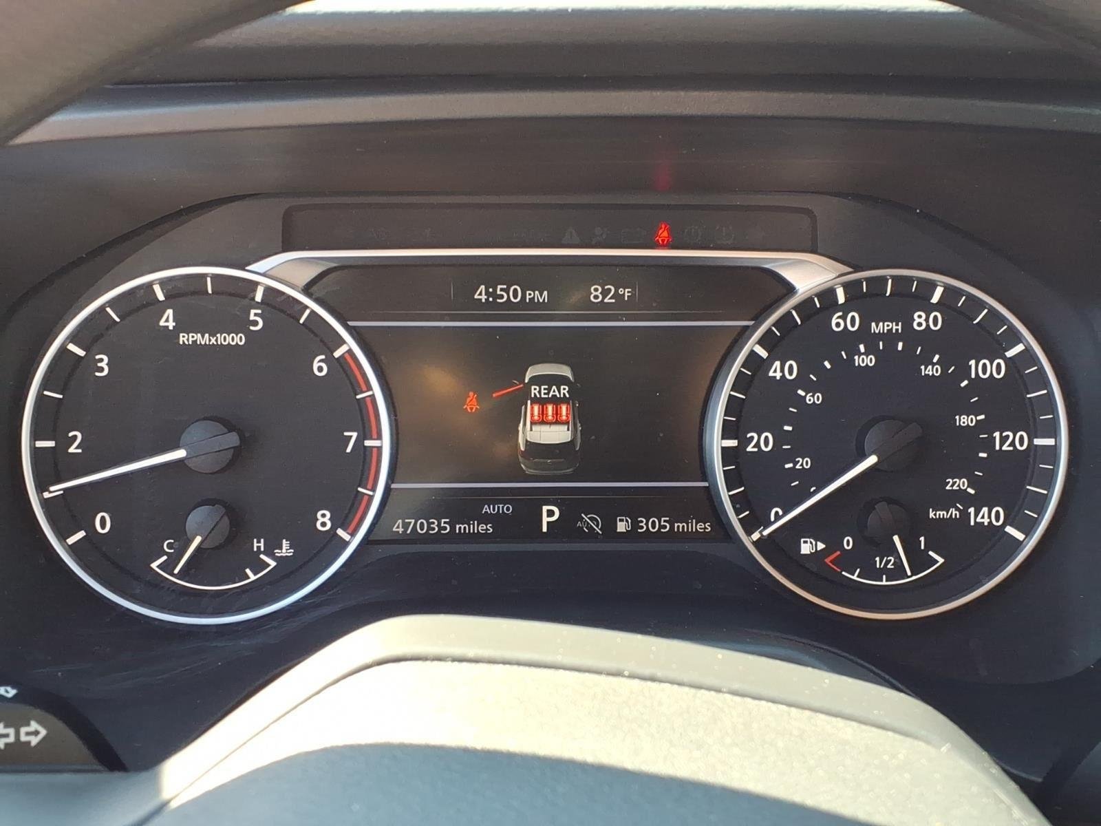 Used 2025 Glacier White Nissan S image 22