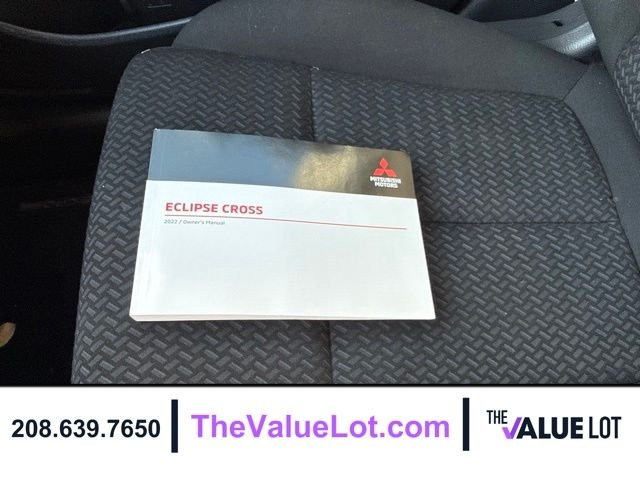 Used 2022  Mitsubishi LE image 27