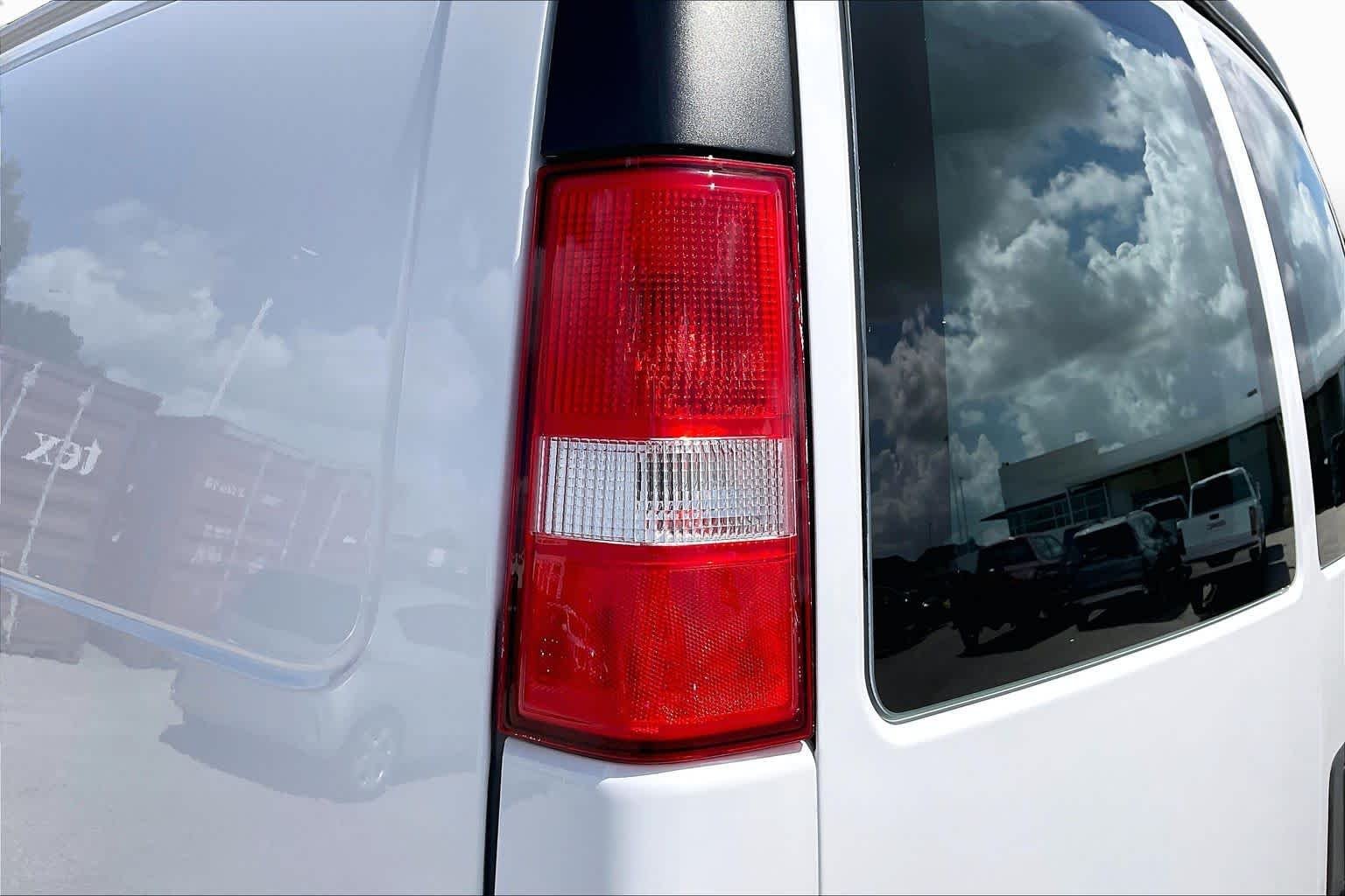 Used 2024 Summit White Chevrolet WT image 24
