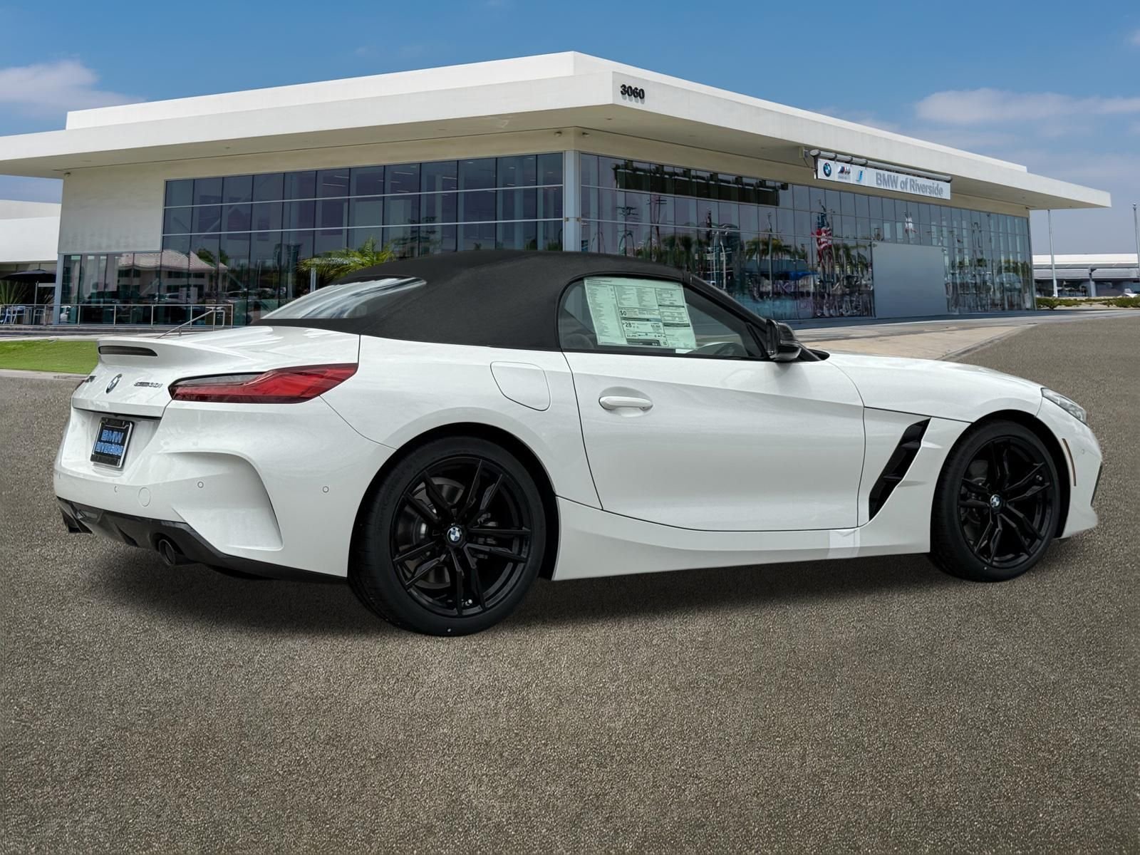 New 2026 Alpine White BMW sDrive30i image 11