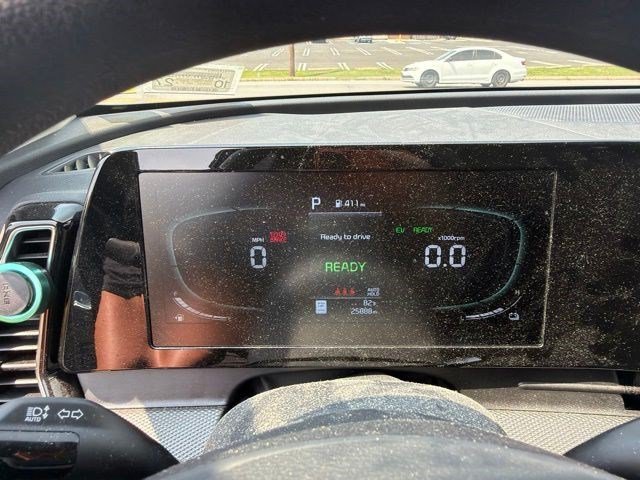 Certified Used 2023 Steel Gray Kia LX image 38