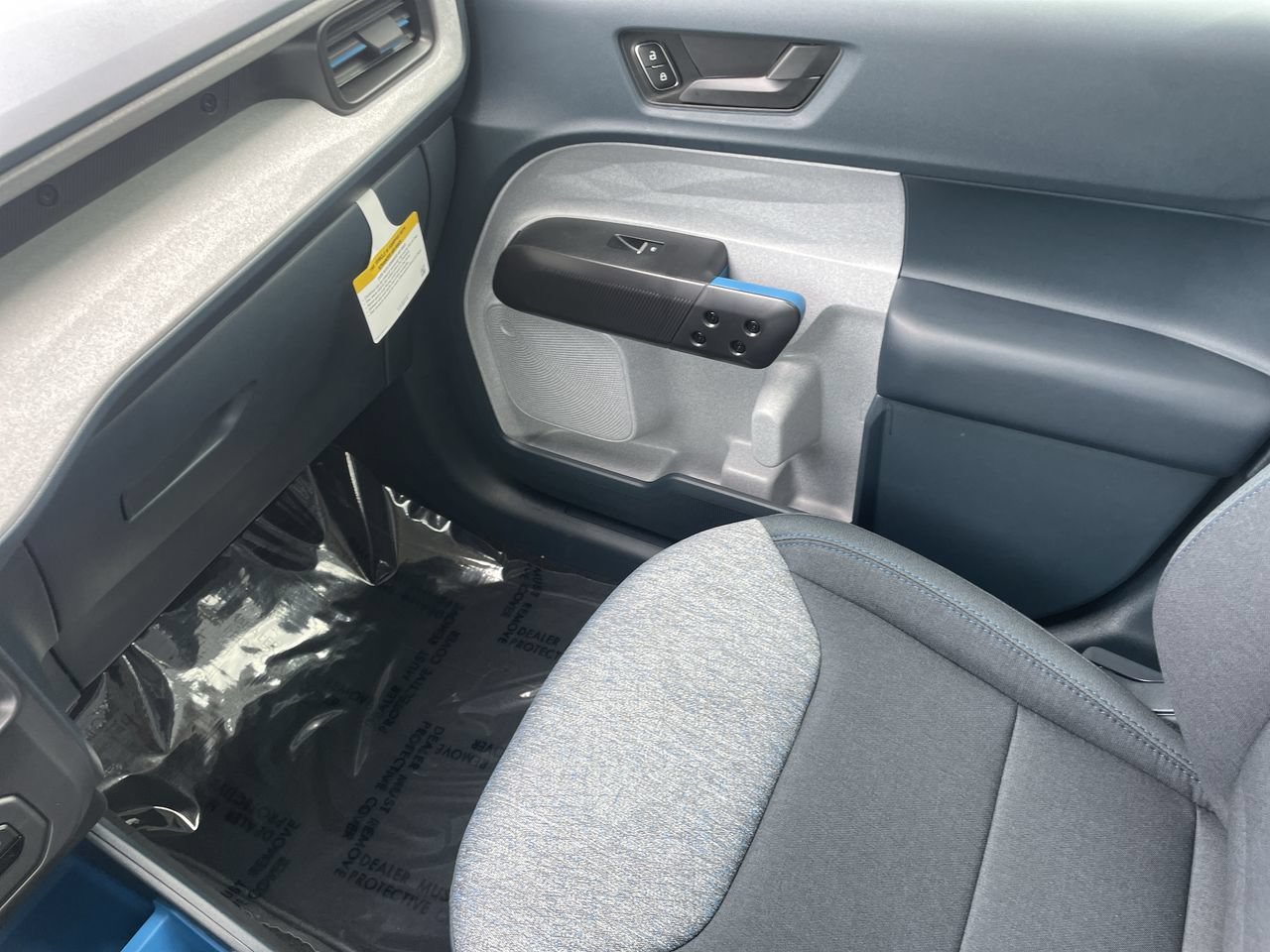 New 2026 Oxford White Ford XLT image 15