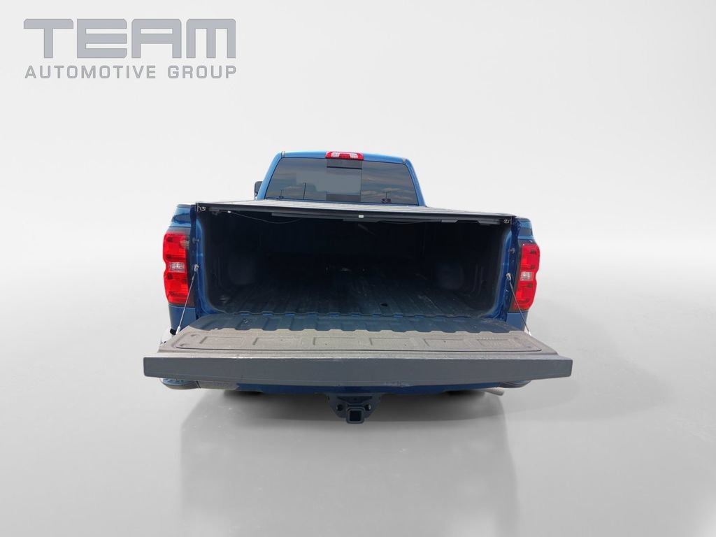 Used 2016 DEEP OCEAN BLUE METALLIC Chevrolet High Country image 13