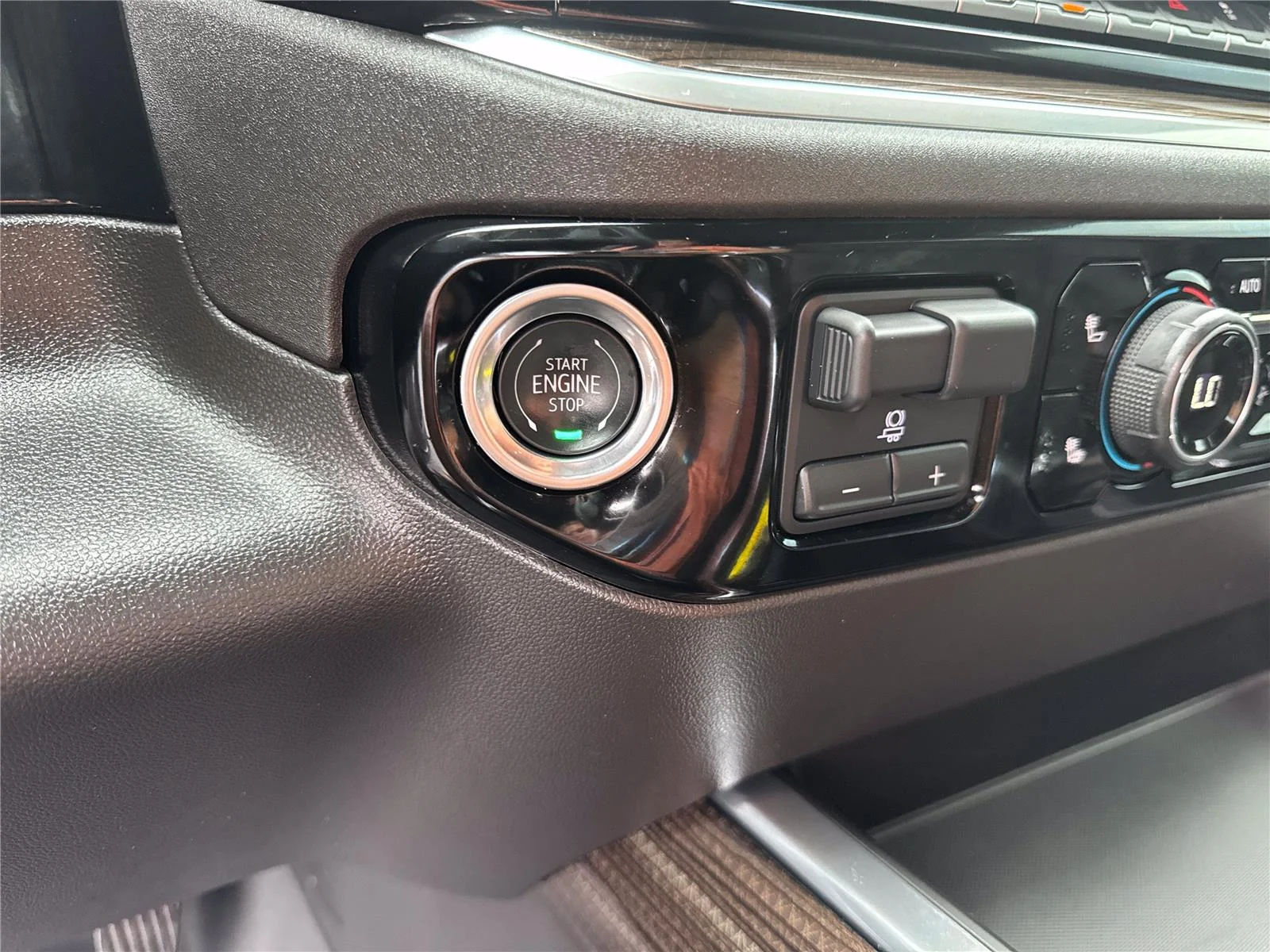 Used 2025 Black Chevrolet LT Trail Boss image 25