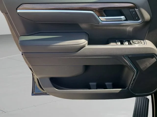 New 2026 Black Chevrolet LT image 16