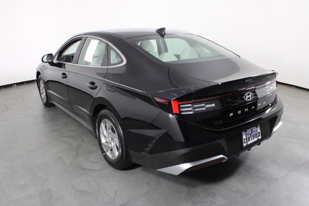 Certified Used 2026 Black Hyundai SE image 16