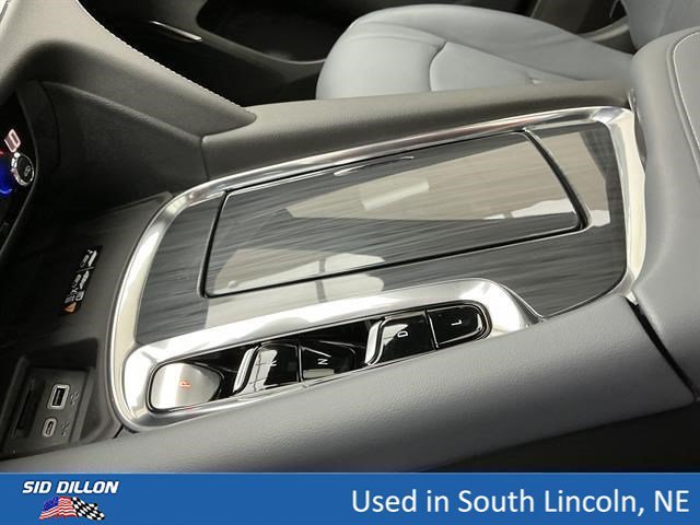 Used 2024 Cherry Red Tintcoat Buick Essence image 13