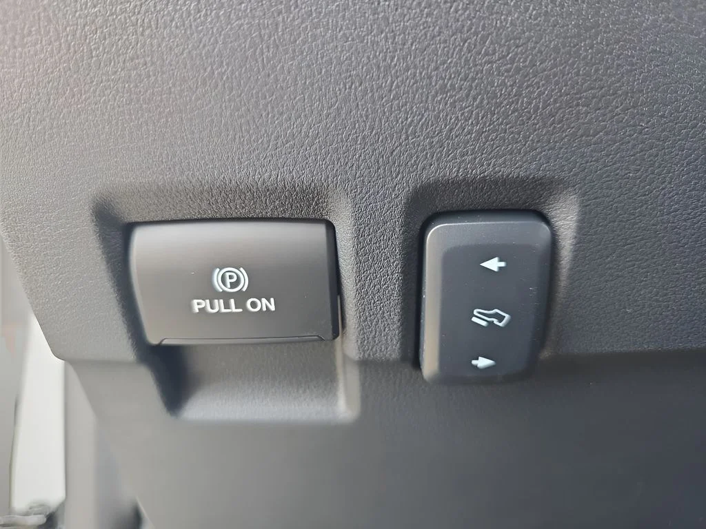 New 2026 Avalanche Ford F-250® Lariat® image 16