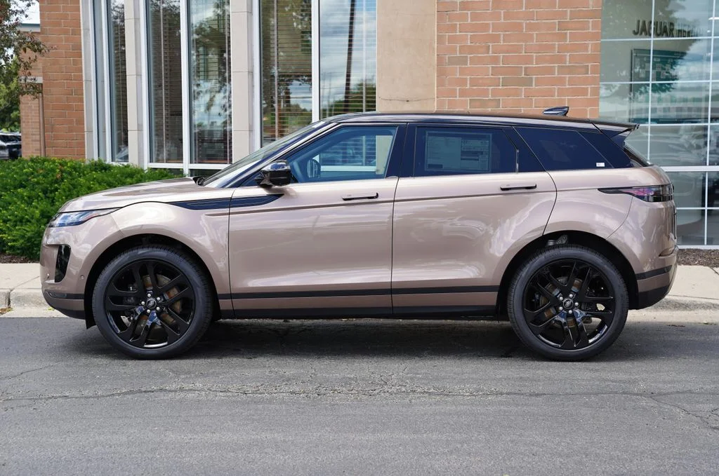 New 2026 Corinthian Bronze Land Rover S image 2