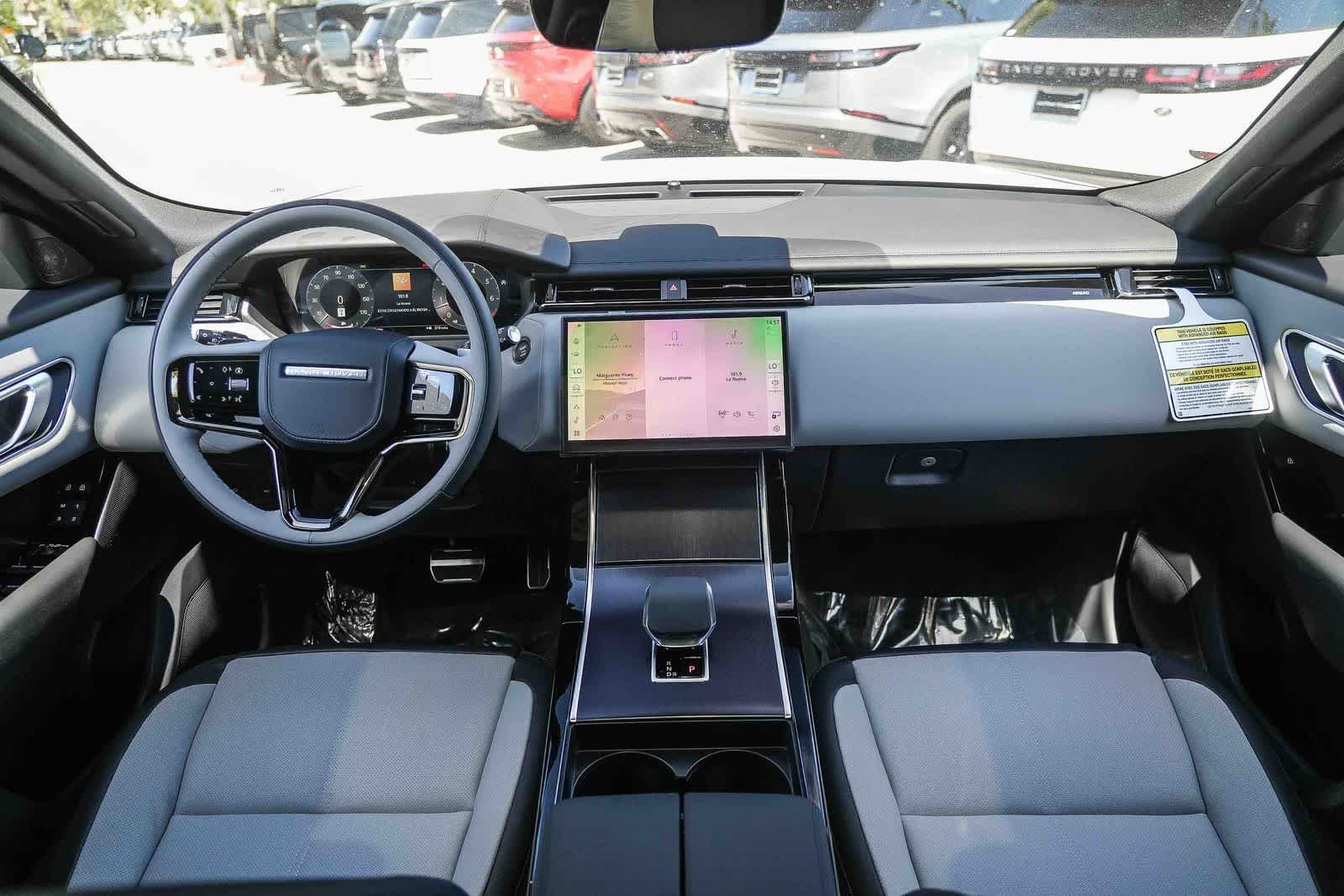 New 2026 Ostuni Pearl White Land Rover Dynamic SE image 12