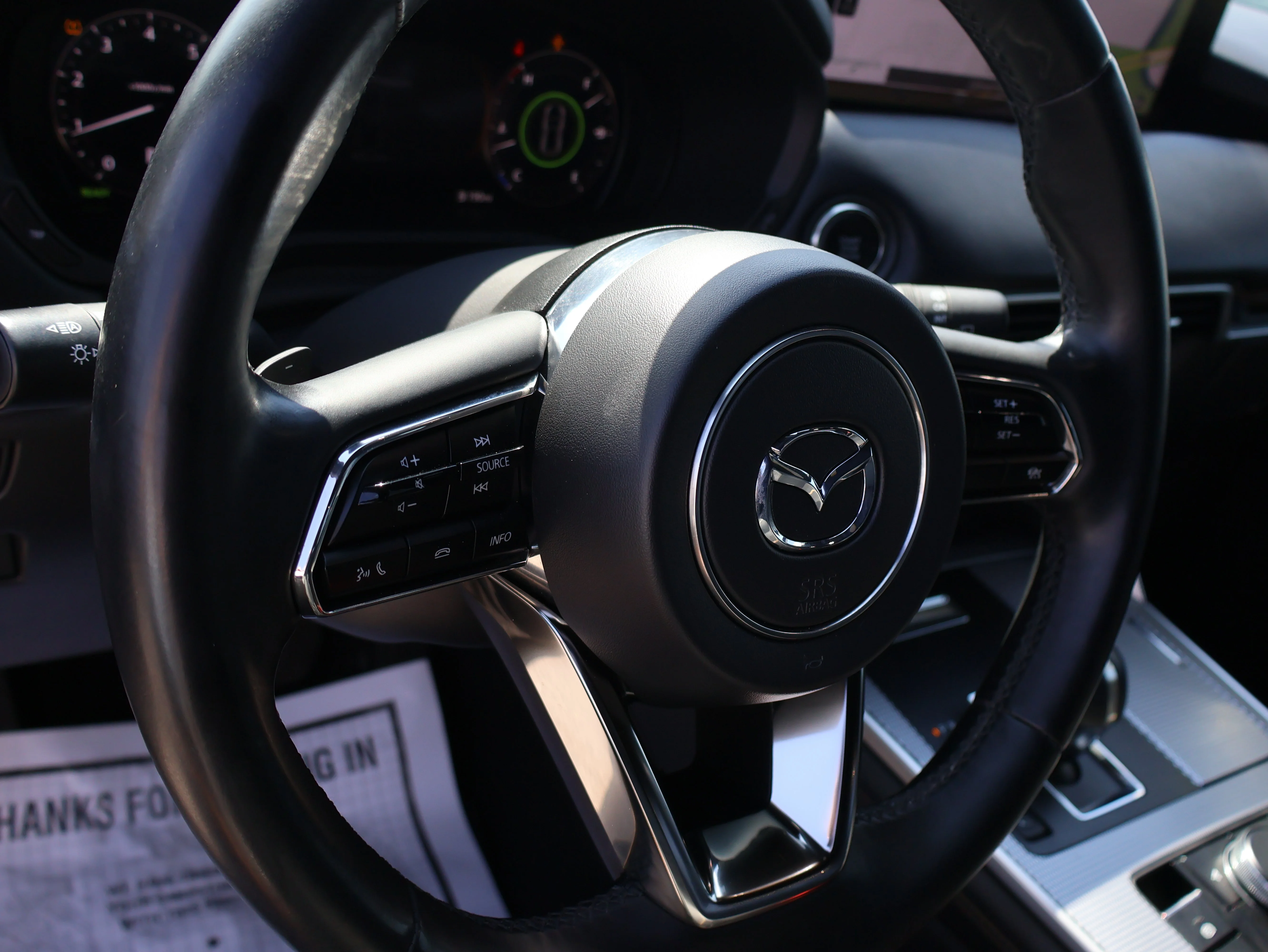 Used 2024 Platinum Quartz Mazda 3.3 Turbo Premium Plus image 33