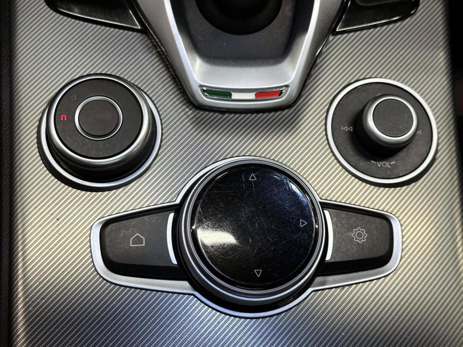 Used 2022 Alfa White Alfa Romeo Veloce image 28
