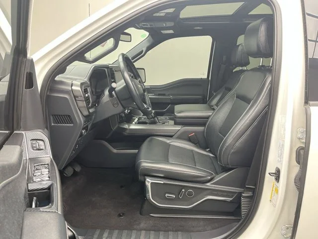 Used 2024 White Ford LARIAT image 3
