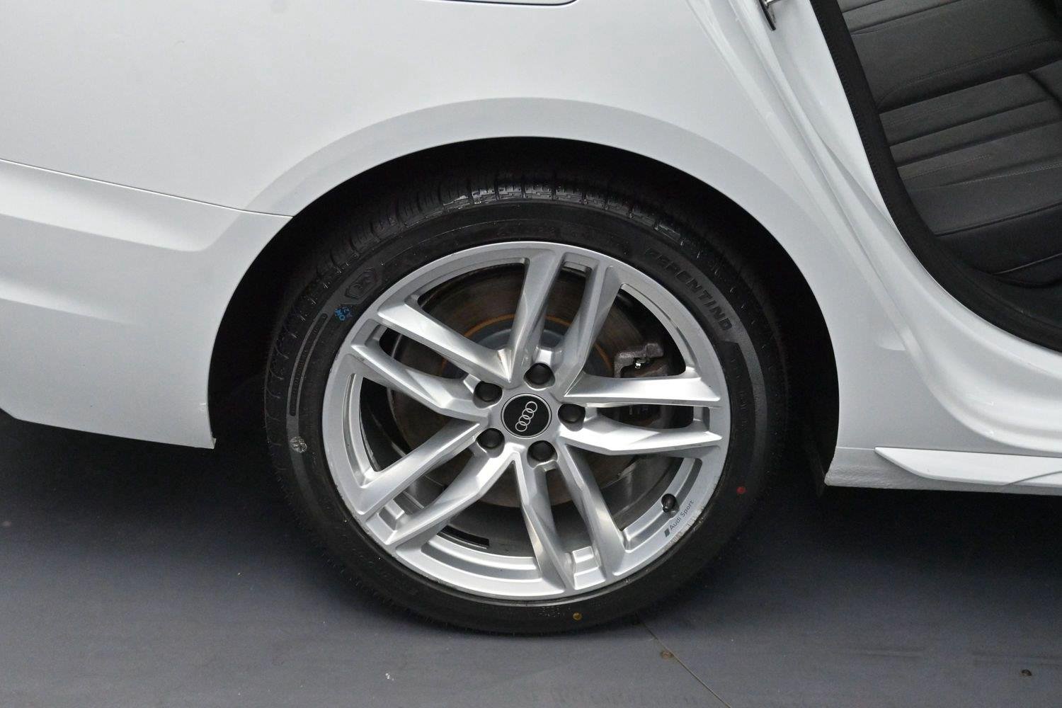 Used 2021 Glacier White Metallic Audi S line Premium image 34