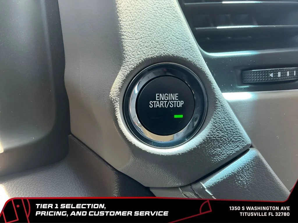 Used 2019 PEPPERDUST METALLIC GMC Denali image 17