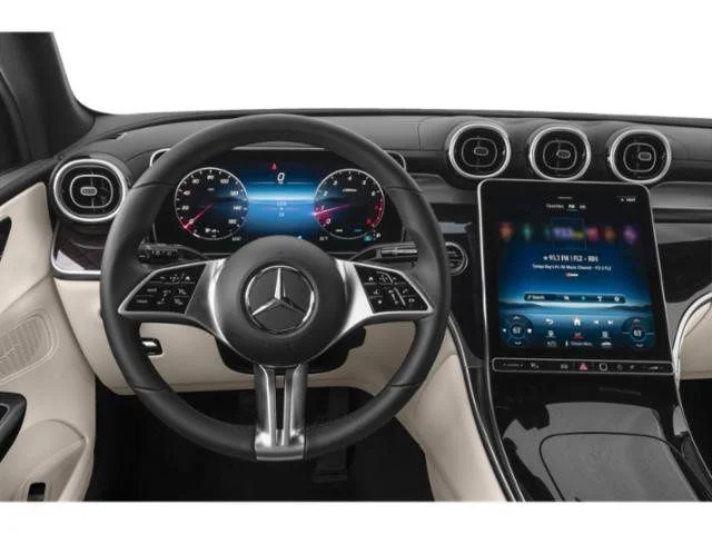 Used 2024 Black Mercedes-Benz GLC 300 image 9