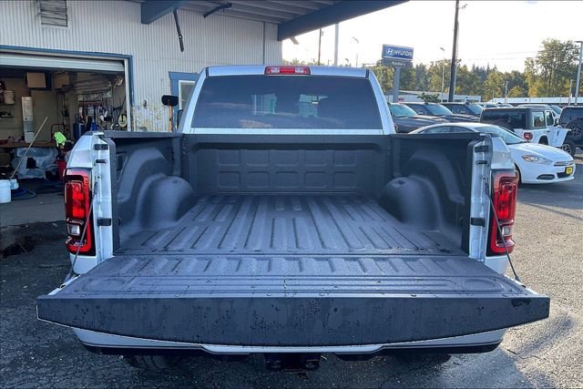 New 2026 Silver-Zynith Exterior Paint RAM Big Horn image 19