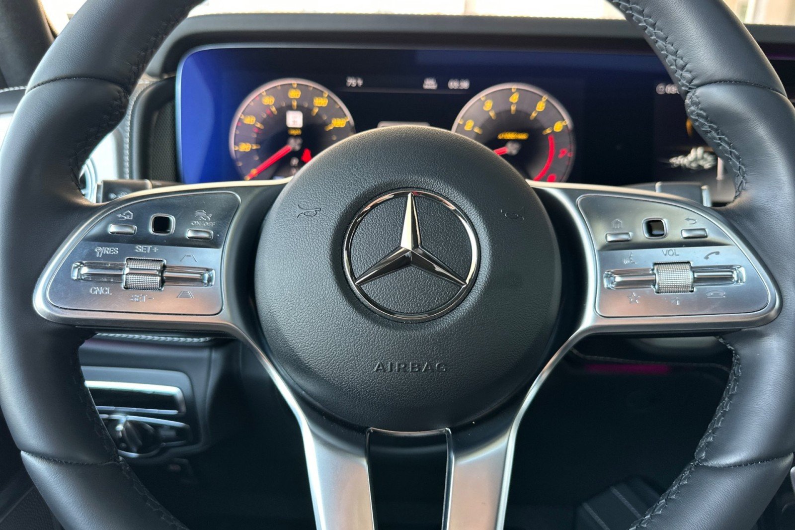 Used 2024 CHINA BLUE Mercedes-Benz G 550 image 24
