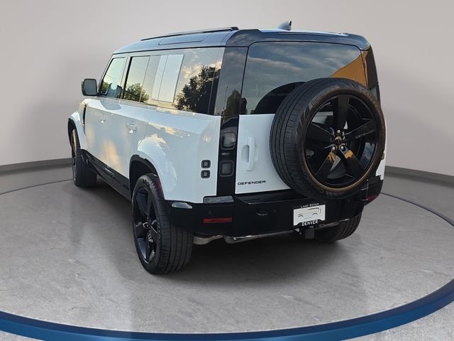 New 2026 Fuji White Land Rover X-Dynamic SE image 7