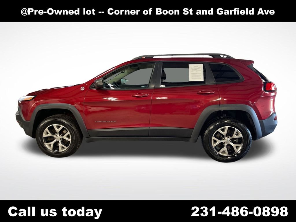 Used 2014 Jeep Cherokee Trailhawk with VIN 1C4PJMBB8EW267957 for sale in Traverse City, MI