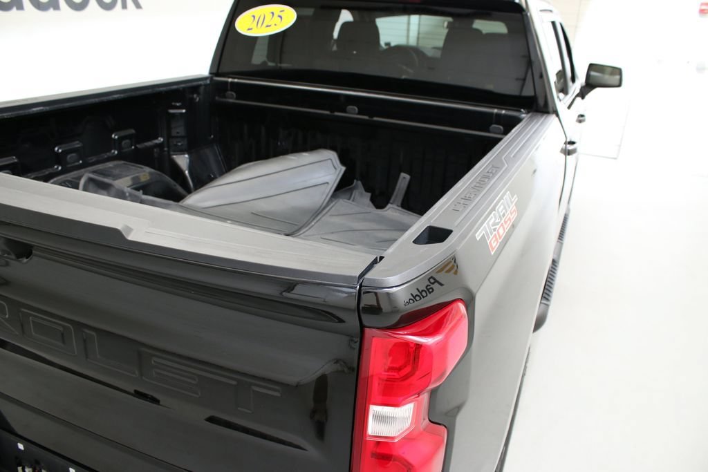 2025 Chevrolet Silverado 1500 LT Trail Boss - Photo 8