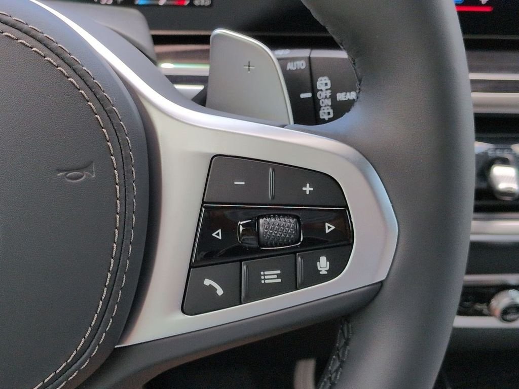 New 2027 Gray Metallic BMW xDrive40i image 27