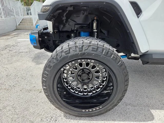 Certified Used 2020 White Jeep Rubicon image 11