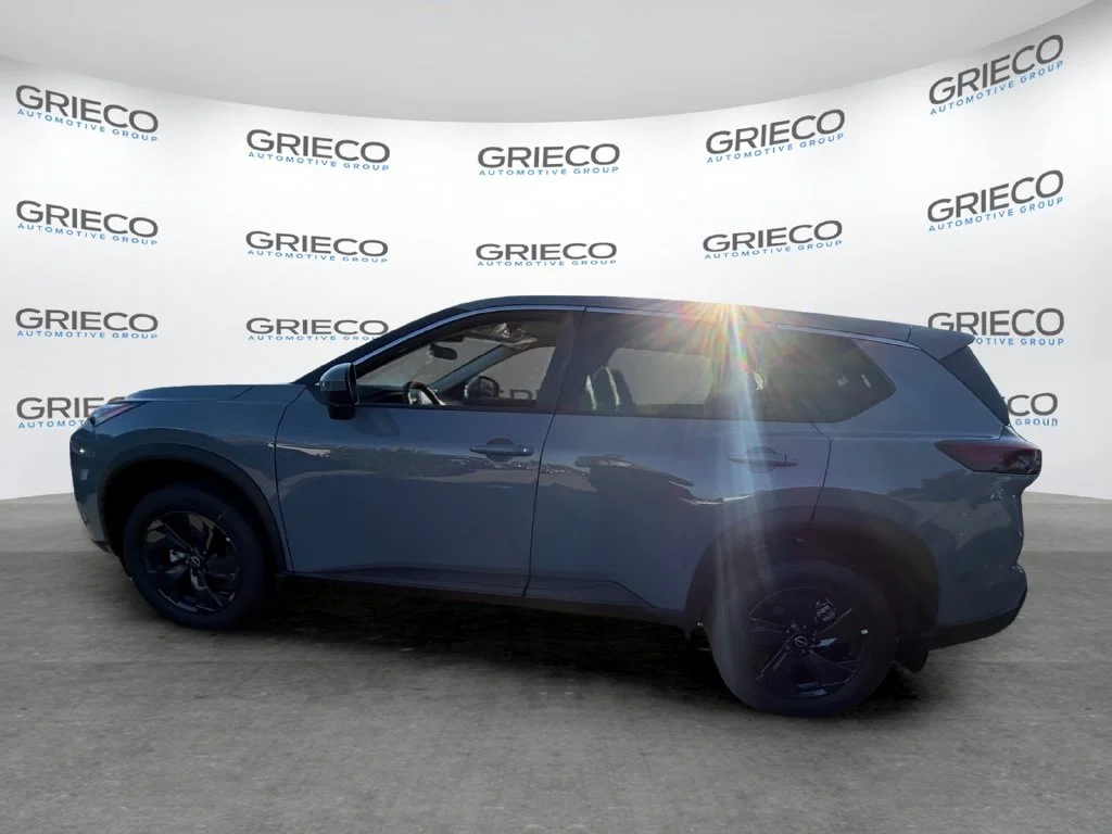 New 2027 Gray Nissan SV image 5