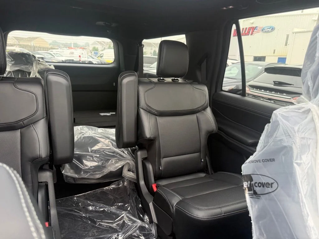 New 2027 Dark Matter Gray Metallic Ford MAX Platinum image 69