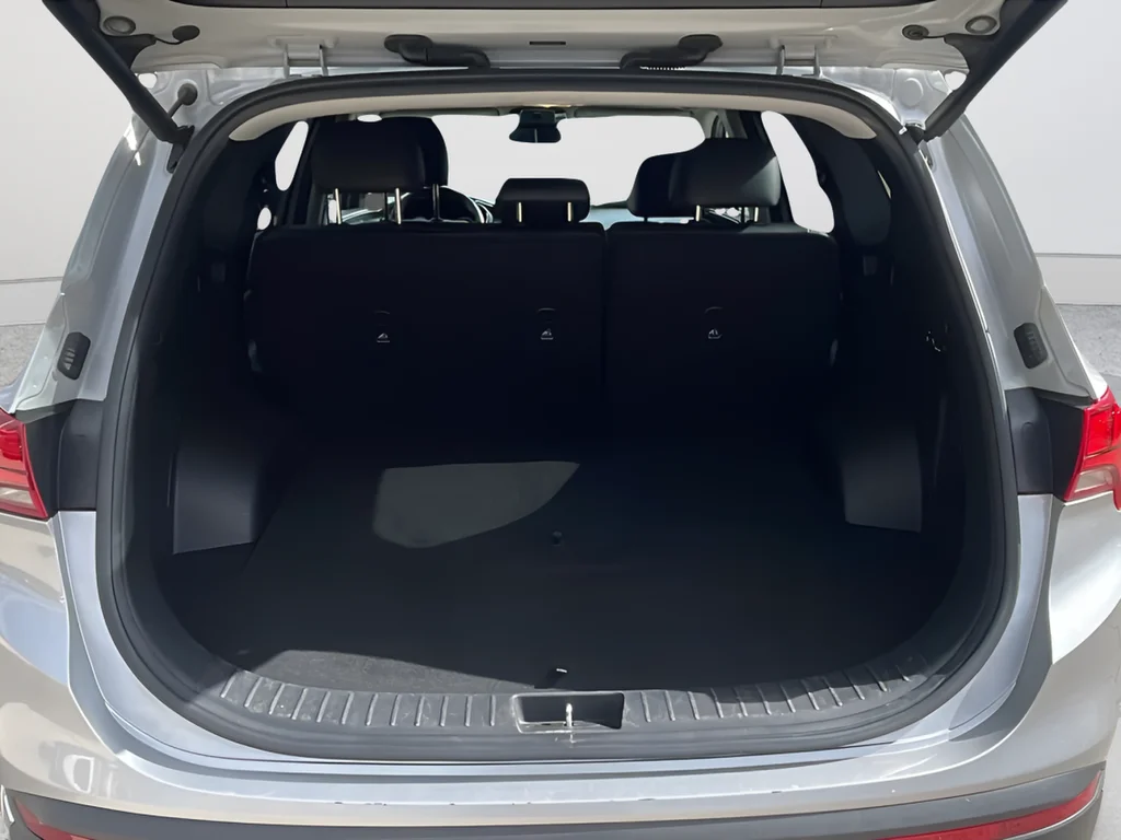 Used 2023 Silver Hyundai SEL image 40