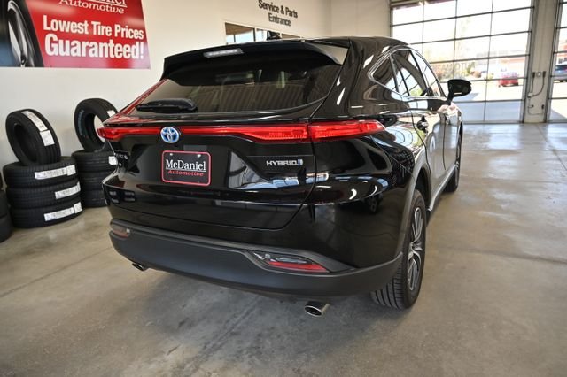 2022 Toyota Venza LE - Photo 6
