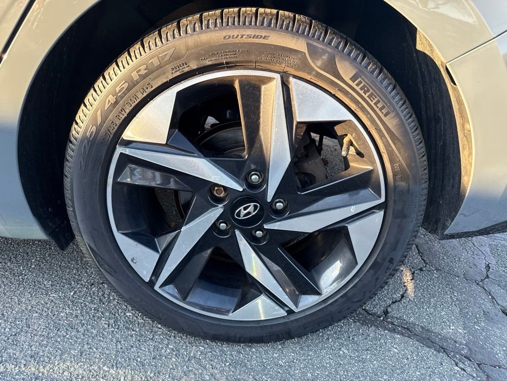 2021 Hyundai Elantra Limited - Photo 24