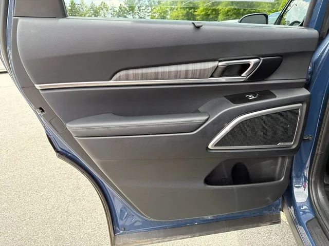 Used 2025 Blue Kia EX image 22