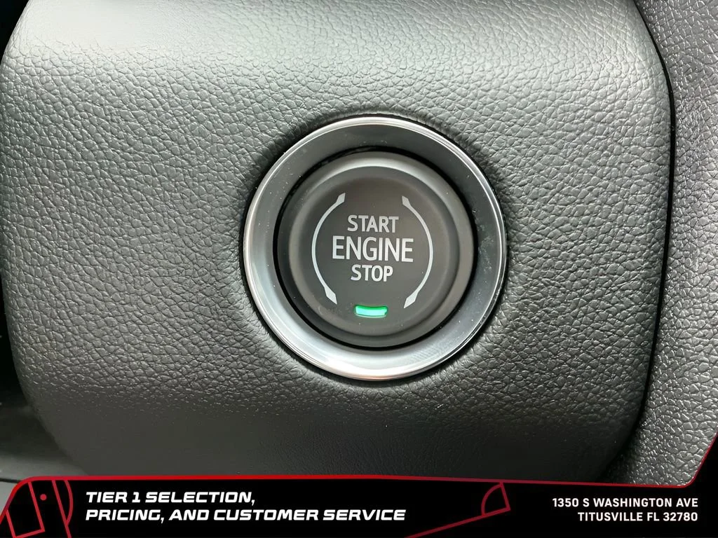 New 2026 Sterling Metallic GMC Elevation image 34