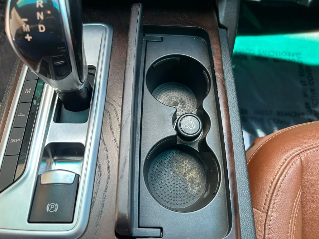 Used 2014 Gray Maserati Base image 50
