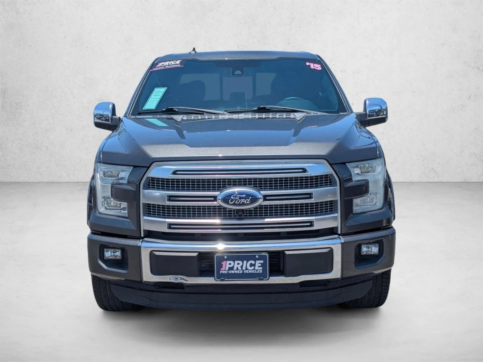 Used 2015 Magnetic Metallic Ford Platinum image 2
