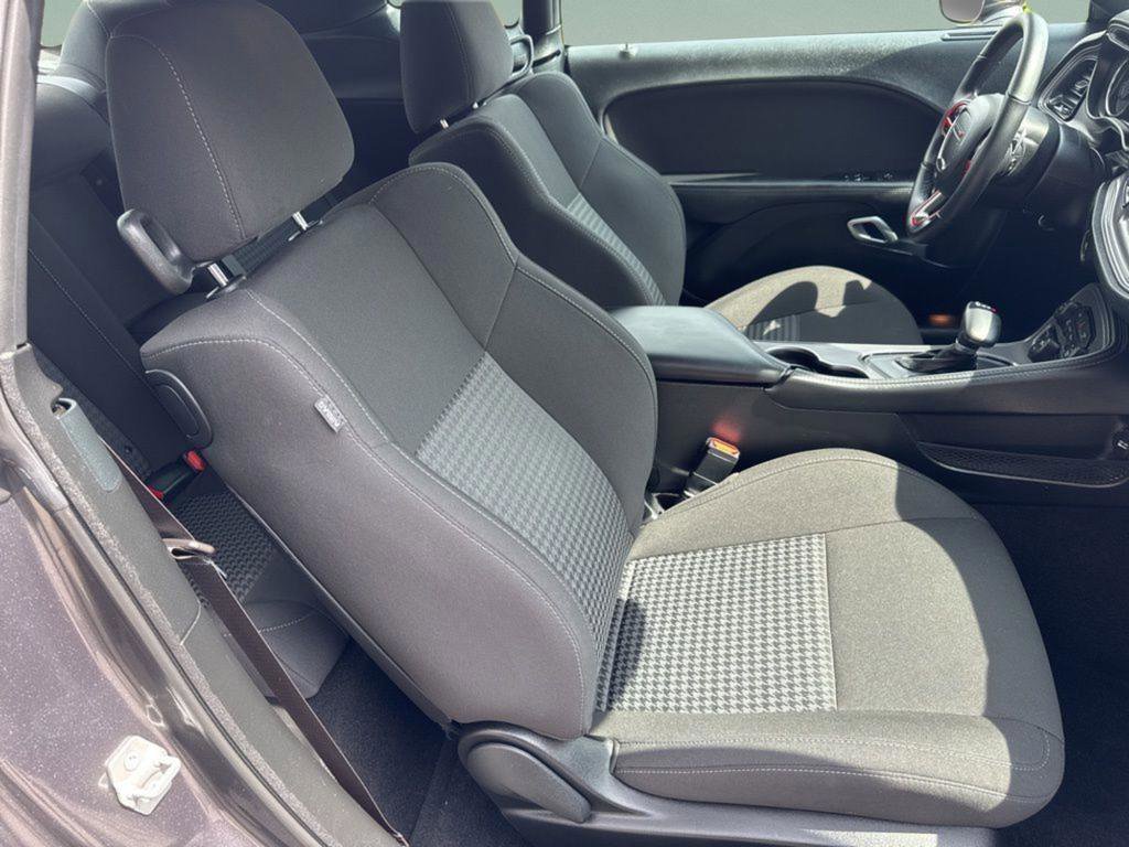 Used 2023 Granite Pearlcoat Dodge R/T Scat Pack image 25