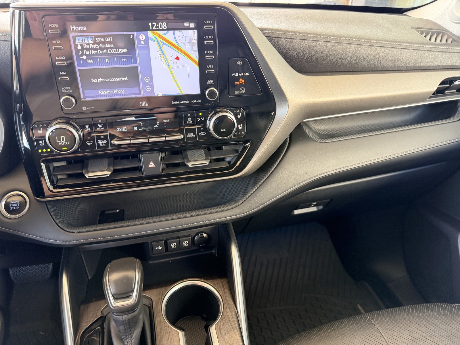 2020 Toyota Highlander Limited - Photo 10