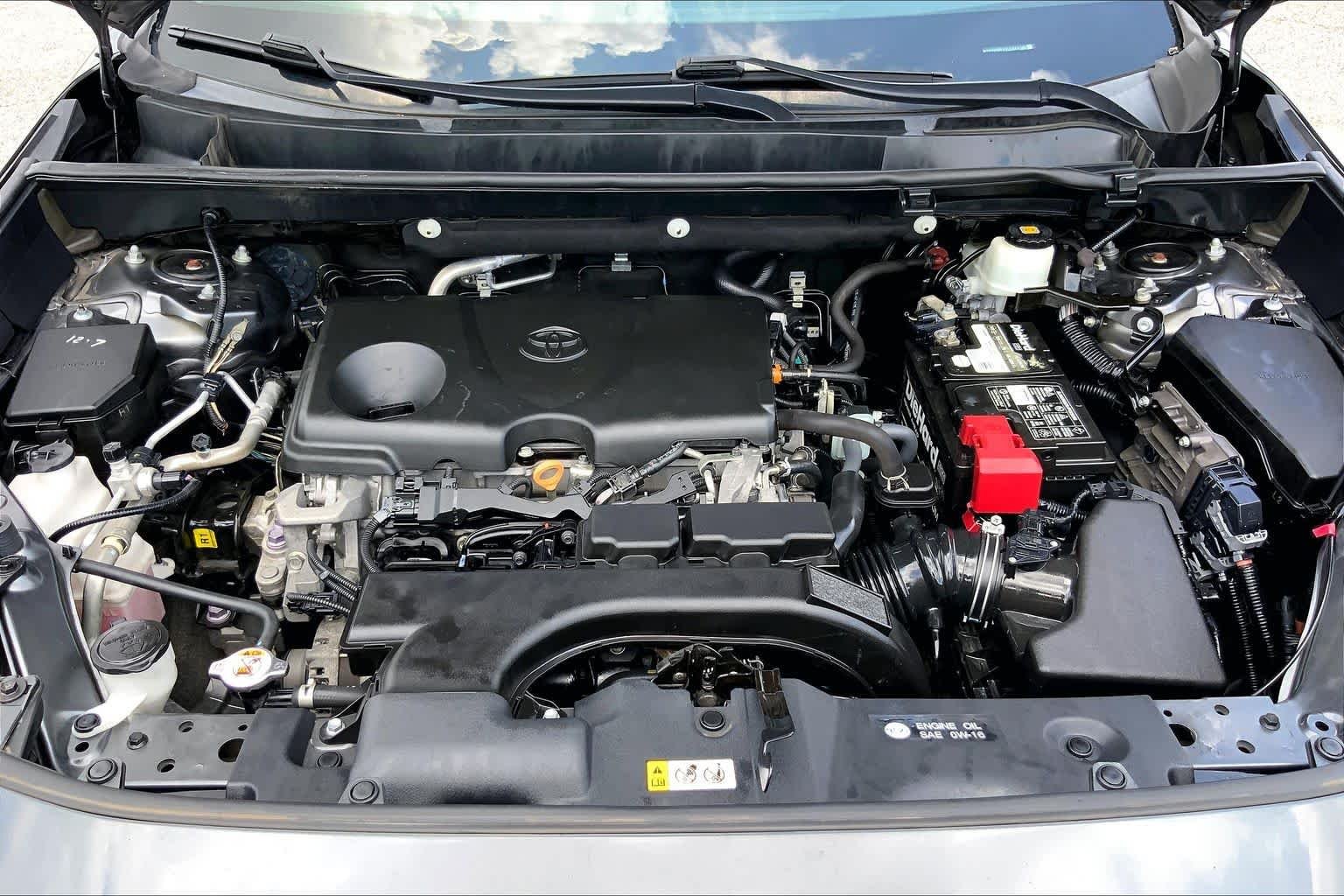 Used 2020 Magnetic Gray Metallic Toyota XLE image 31