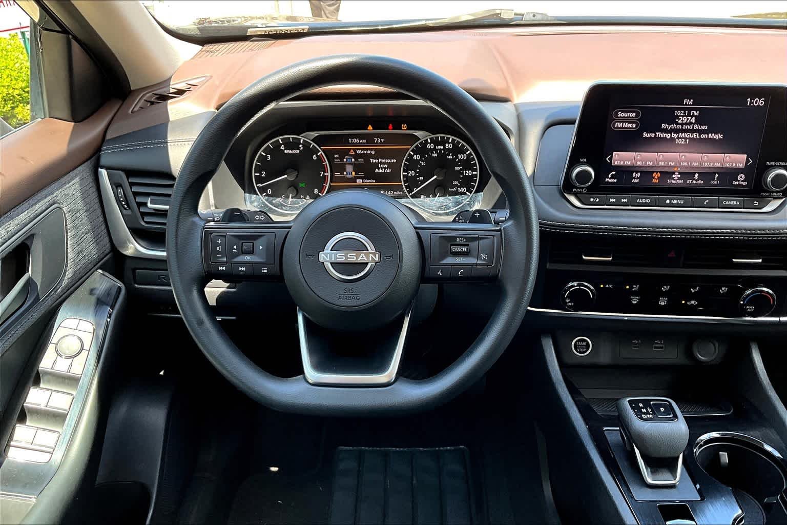 Used 2023 Super Black Nissan S image 5