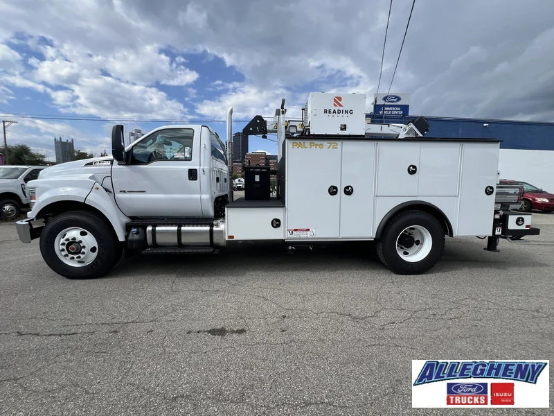 New 2025 Oxford White Ford F-750 SD Diesel Straight Frame image 2