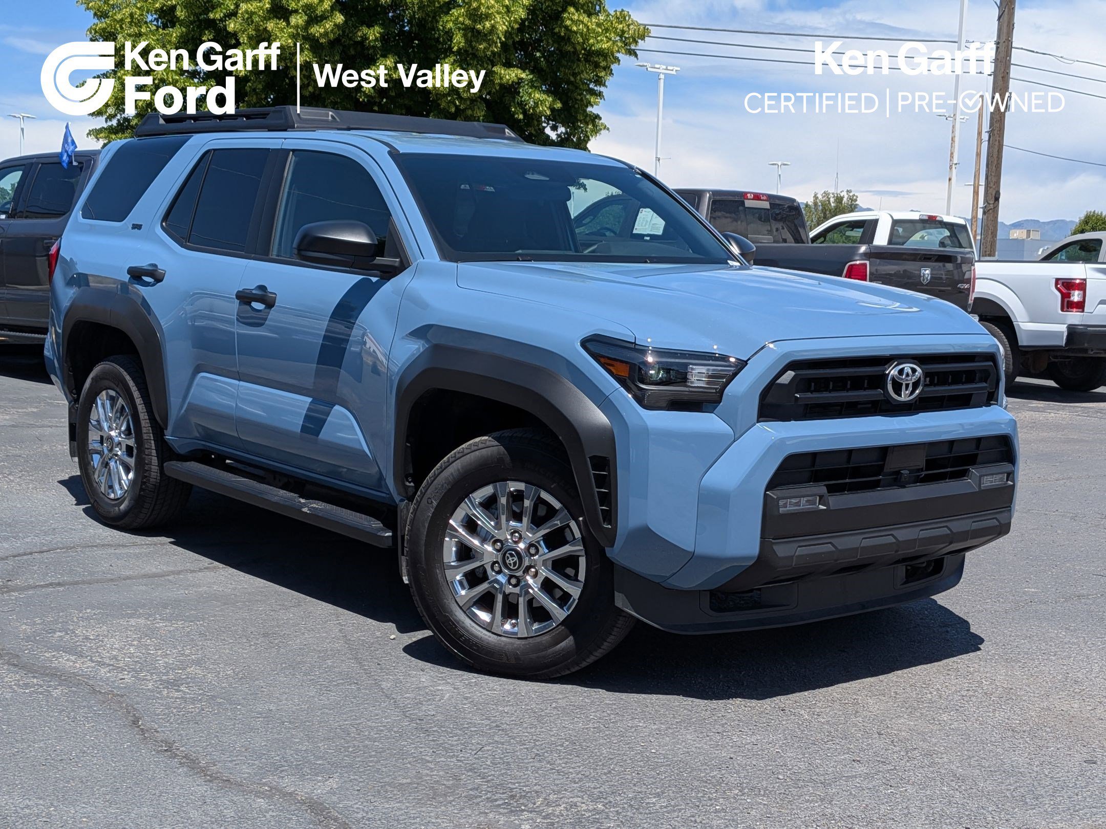 2025 Toyota 4Runner SR5 4WD's photo